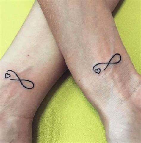 tatuaje amor infinito|tatuajes de infinito en pareja.